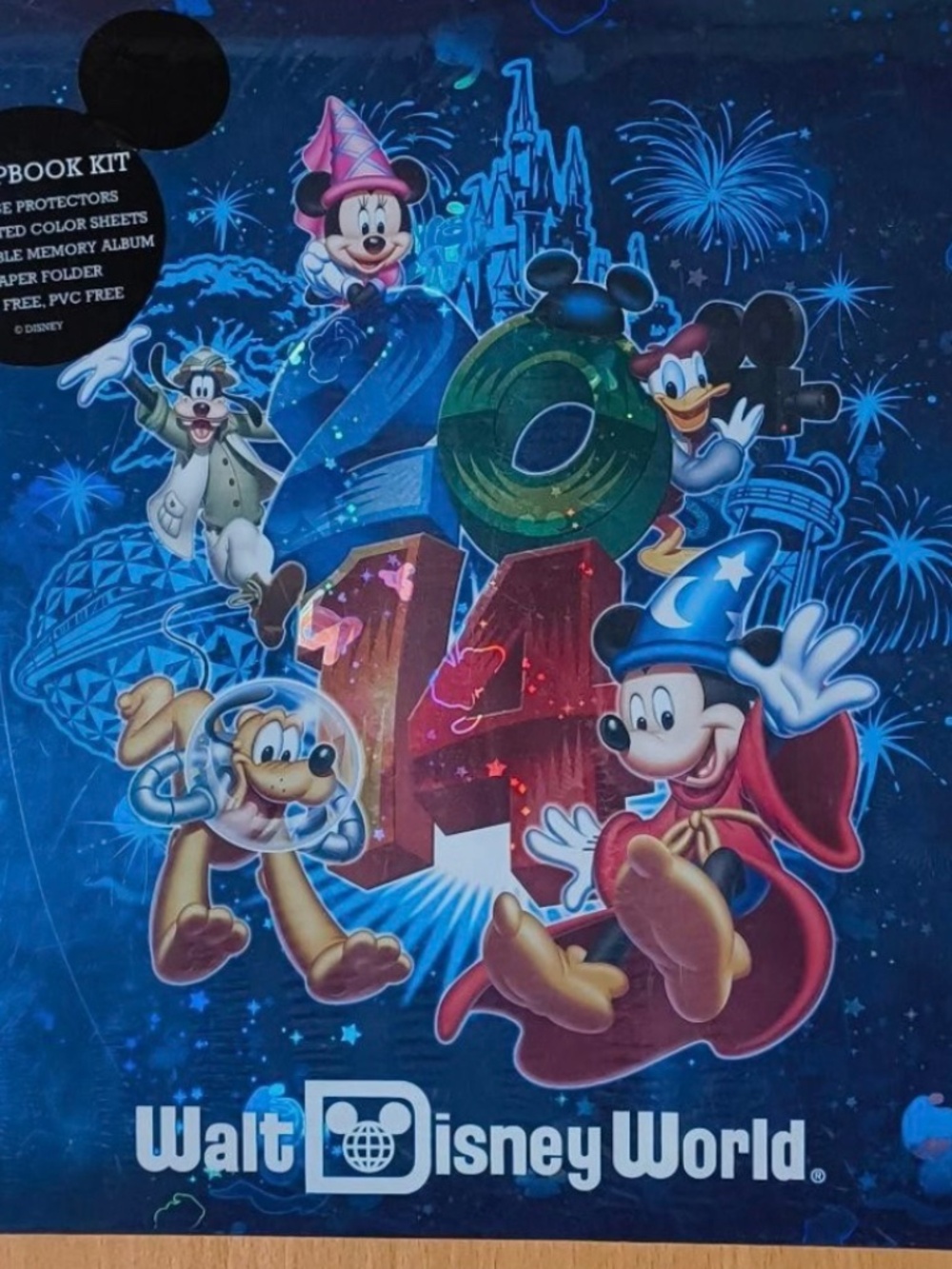 Disney Scrapbook 12 x 12 - Picture 2 of 3